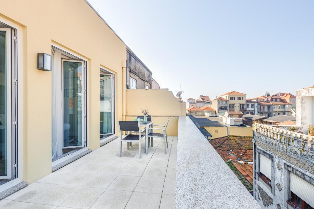 Studio Terrace,1090811598:JPEG